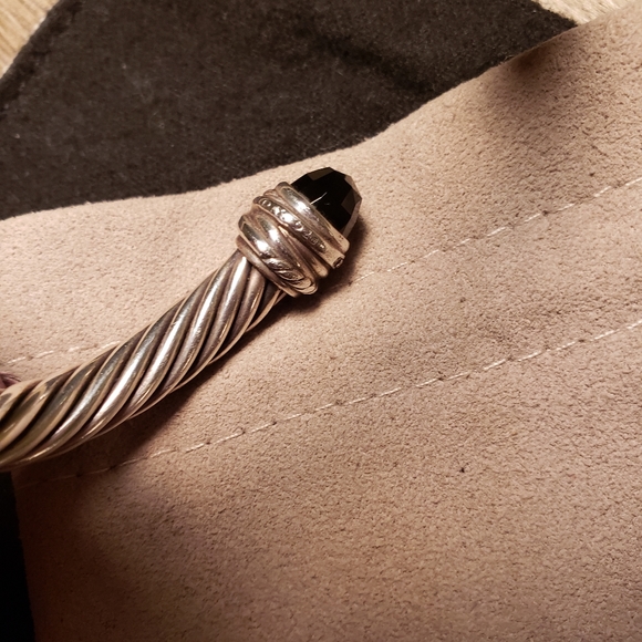 Authentic David Yurman Cable Crossover Black Onyx - Picture 4 of 6